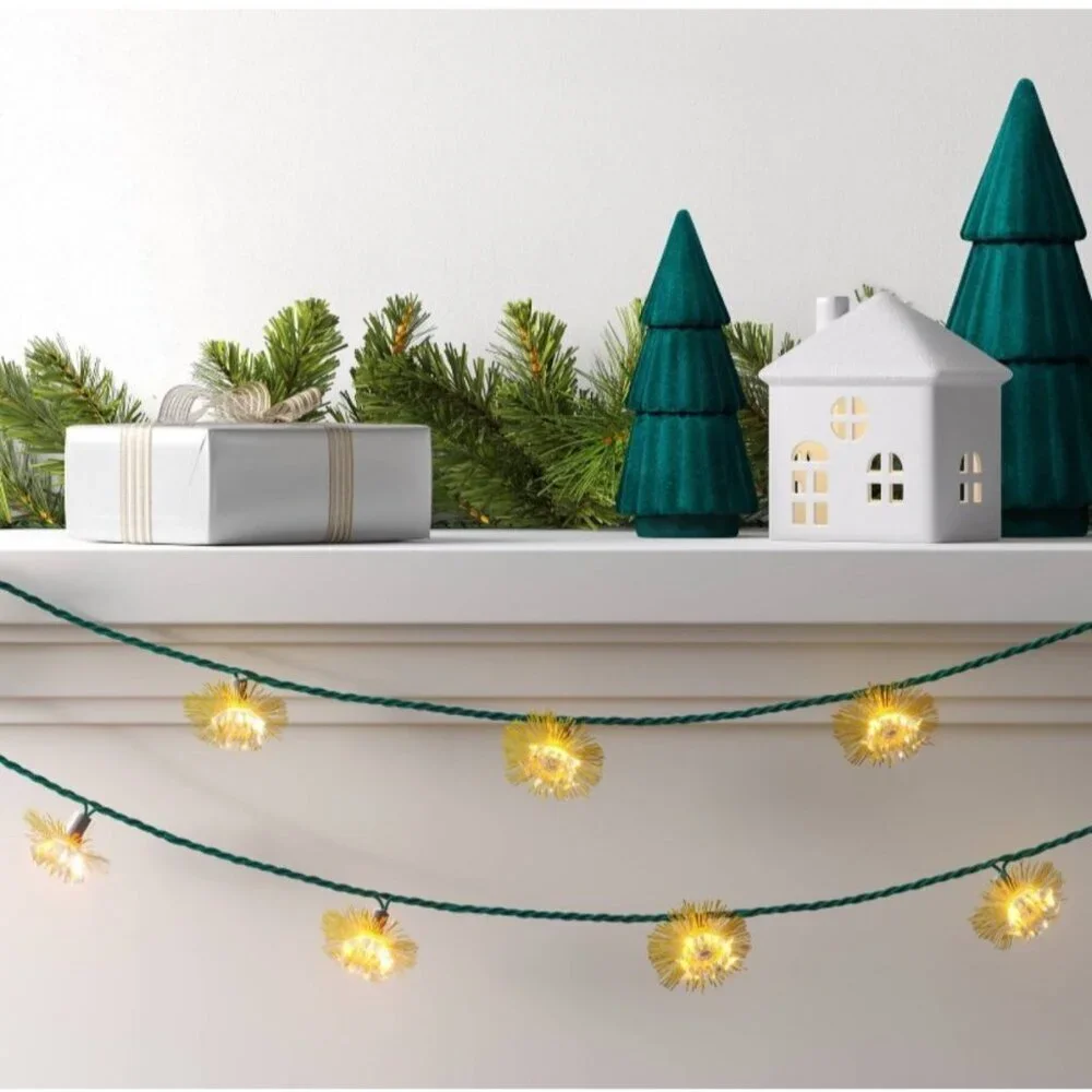 Target 20ct Christmas Tinsel Lights Gold  Warm White Lights Green Wire